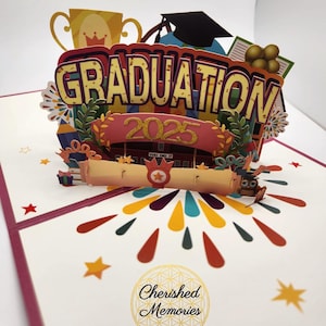 Carte pop-up 3D Joyeuse remise de diplôme • Carte de remise de diplôme 3D • Félicitations • Félicitations • Carte pop-up 3D de remise de diplôme • Cadeau de remise des diplômes 2025
