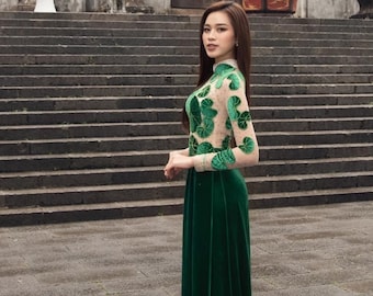 Ao Dai Nhung Size XS (US size XXS/00) Xanh Rêu Thêu Lá, Đính Kết Cườm, Đá Pha Lê, kèm quần - Ngực 80 cm, Eo 62 cm