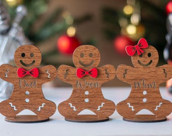 Custom Gingerbread Place Card: Engraved Christmas Dinner Decoration