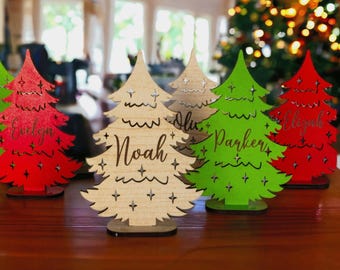 Personalized Christmas Tree Place Card: Engraved Wooden Name Tag