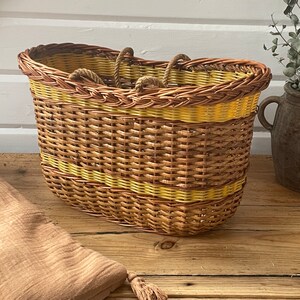 Large wicker and scoubidou basket from the 70s