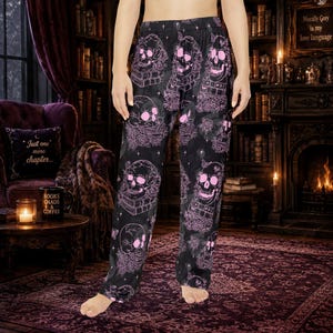 Smut Dark Romance Bookish Cottagecore Readers Morally Grey Trigger Warning, Womens Pajama Pants, Bookish Reader Friend Mother Daughter Gift