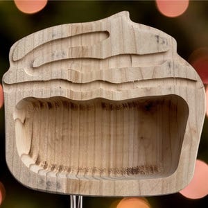 Cuenco de madera totalmente natural con forma de cupcake, de 6 onzas.