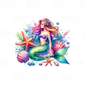 Peut inclure: Une sirène colorée aux longs cheveux roses, bleus et verts est assise sur un lit de coquillages et d'étoiles de mer. La sirène porte un soutien-gorge en coquillage violet et une couronne de fleurs sur la tête.