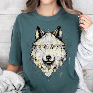 Mystical Wolf Face T-Shirt: Gothic Animal Love Tee