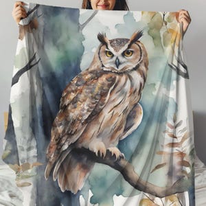 Owl Blanket, Owl Lover Gift, Warm Owl Blanket, Nature Lover Gift, Owl Decor, Bird Lover Gift, Plush Blanket, Boho Owl Blanket, Stylish Owl