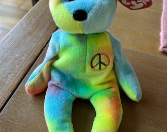 Beanie Babies Peace in mint condition with tag and errors, 1996 original collectable