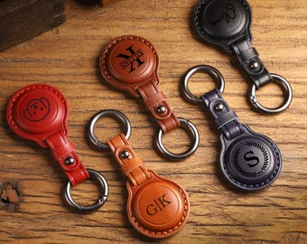 Personalized Leather AirTag Holder Keychain – Engraved, Vegetable-Tanned, 5 Colors
