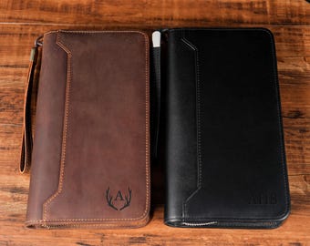 Custom Leather Travel Wallet for Families, Engraved Passport Holder AirTag, RFID, Christmas Gift Couples Travelers Men Women