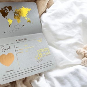 BABY BLUE EDITION I Reisegutschein Reisepass I Boarding Pass personalisiert | Rubbelkarte | Gutschein Reise | Flugticket Urlaub I Passport