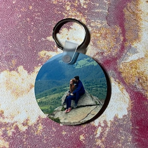 Custom round double-sided keychain