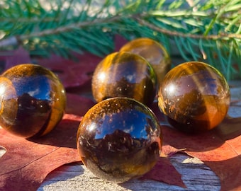 Tiger’s Eye Sphere | Protection & Confidence Crystal | Grounding Energy Stone – 30mm