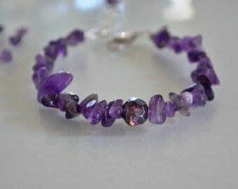 Bracelet améthyste, bracelet violet, éclats de pierre améthyste