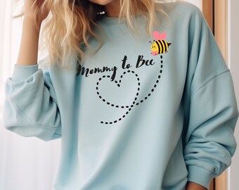 Mommy to Bee, Pregnant Sweatshirt, Gift for Expecting Mom, New Mom Gifts, Baby Announcement, Gift for her, Prergancy Reveal, Mom to be