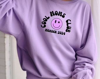 Cool Moms Club, Pregnant Sweatshirt, Gift for Expecting Mom, New Mom Gifts, Baby Announcement, Gift for her, Prergancy Reveal