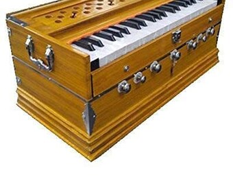 Harmonium wooden frame on keys 7 Stops  39 Keys