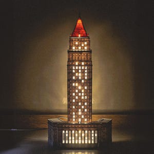 Thurgood Marshall Courthouse 3D LED-lampa: NYC-arkitekturgåva