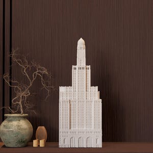 One Hanson Building 3D Printed Model Brooklyn Art Deco Skyscraper Replica NYC Landmark Architecture Gift Custom Color Office Decor Statue