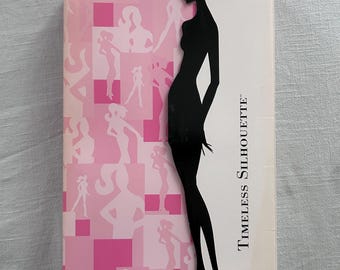2000 Timeless Silhouette Barbie Doll # 29050 Avon Blonde Mattel New in Box
