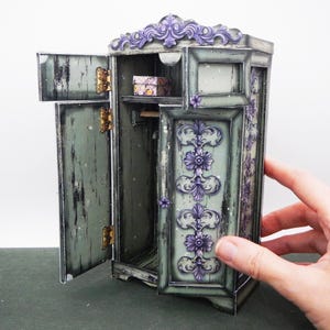 Armario de papel DIY. Plantillas. Miniatura. Muebles para casa de muñecas.