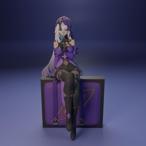 Könnte beinhalten: Eine 3D-gerenderte Figur einer Frau mit langen weißen Haaren und einem lila Outfit, die auf einer lila Box sitzt. Die Figur hat schwarze Leggings und Stiefel mit einem detaillierten Design. Der Hintergrund ist ein Farbverlauf von Dunkelblau.