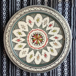 Plato de cerámica marroquí hecho a mano (42 cm): Plato decorativo para colgar en la pared o servir