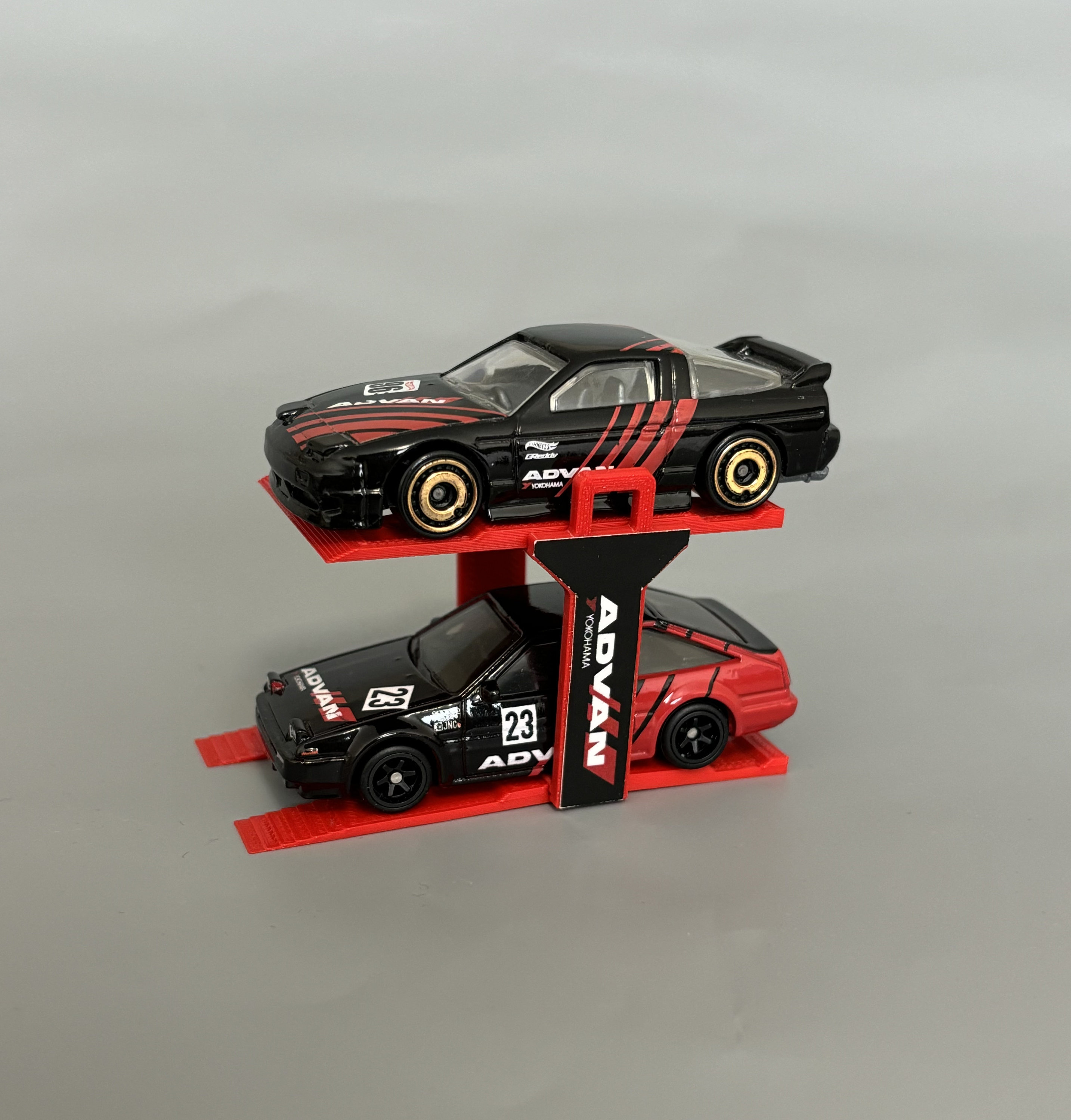 Diecast Car Lift - Advan Model Car Diorama Lift - 1.64 Scale Lift