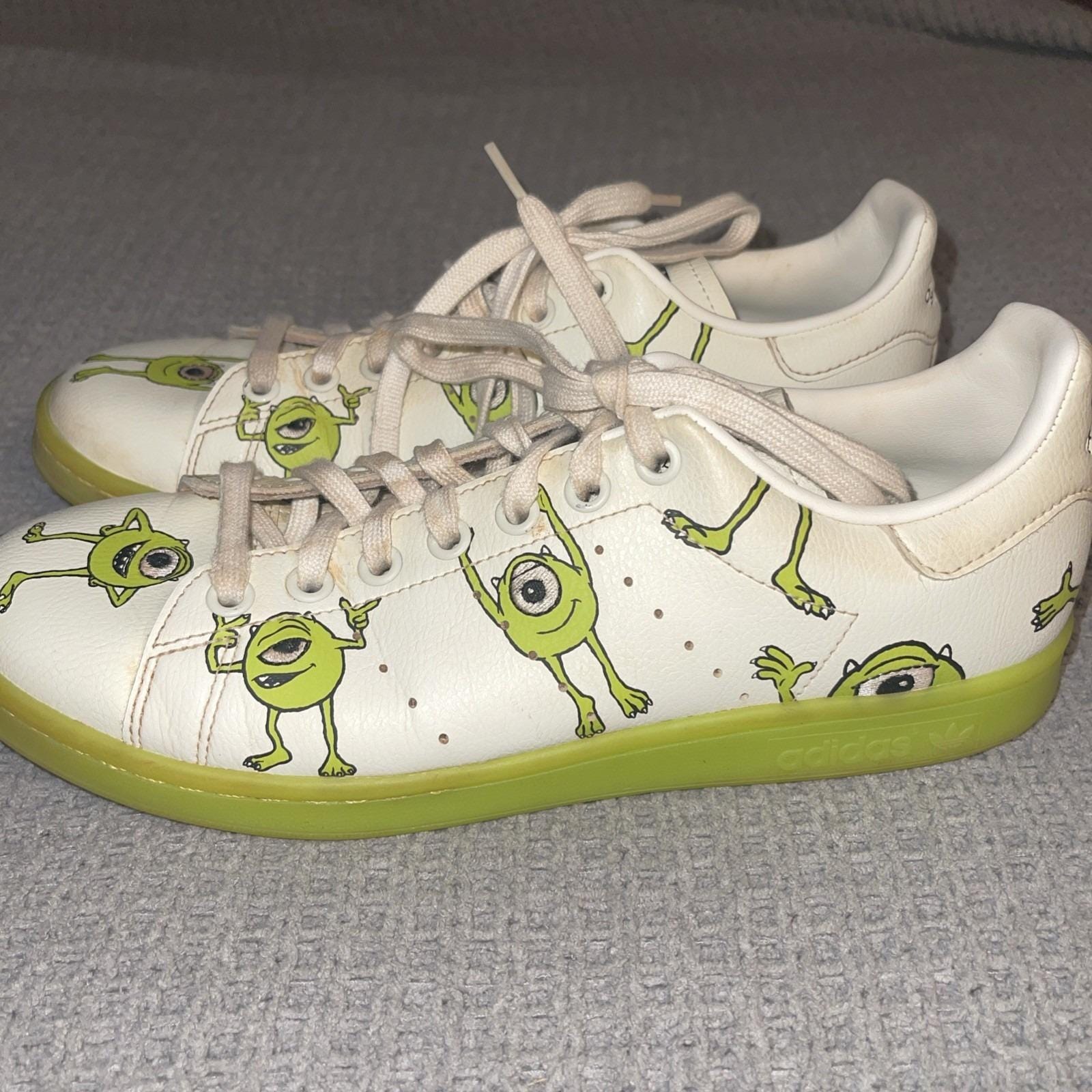adidas gazelle silver green womens Handball Spezial 'Grey Two' Sneakers