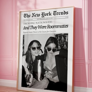 Trendy girly krantenafdruk, New York Times kunst aan de muur, print meisje huisgenoten, vintage barwagen print, meisjesslaapzaal retro kunst, afdrukbare kunst aan de muur