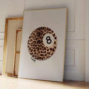 Leopard 8 Ball Print, Retro Lucky Girl Poster, Lucky 8 Ball Aesthetic Apartment Decor, Vintage Pool Ball Dorm Decor, Trendy Bedroom Wall Art