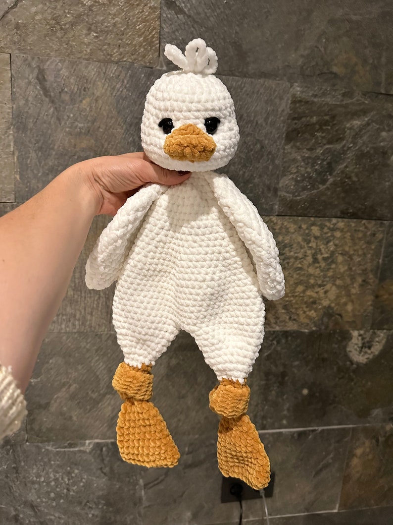 Crochet pattern DUCK. Duck Amigurumi. Plushies toy. Stuffed toy. English instruction with many photos of the process. A little sewing. Easy zdjęcie 7