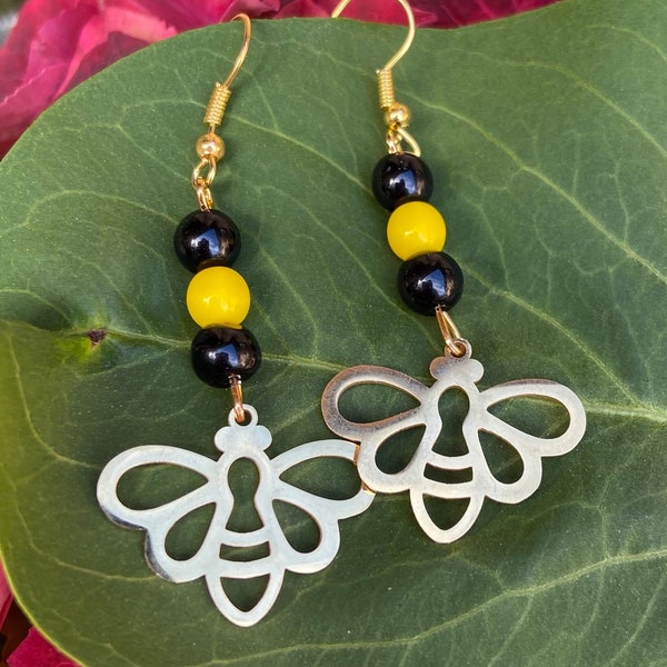 Bee earrings, fun for springtime outfits and just bring on the flowers.