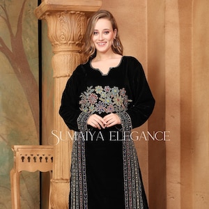 Soumaya Embroidered Gown Moroccan luxurious Caftan Abaya Elegant Kaftan Dubai Stylish Long Gown Arabic Party Wear Wedding Floor Length Dress