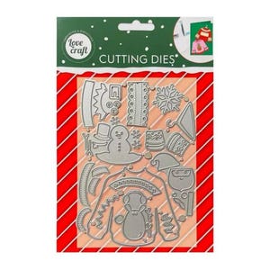 Può includere: Un set di fustelle in metallo argentato per goffratura e taglio, confezionato su un cartoncino con l'etichetta Love Craft. Le fustelle presentano varie forme a tema natalizio, tra cui un maglione, un pupazzo di neve e un fiocco di neve.