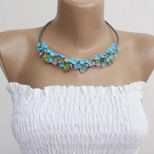 Forget-me-not necklace, Summer blue flowers necklace,Realistic botanical miniature forget-me-not necklace