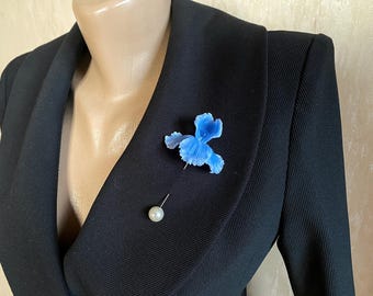 Blue iris brooches, Floral Brooch, Handmade Botanical Jewelry