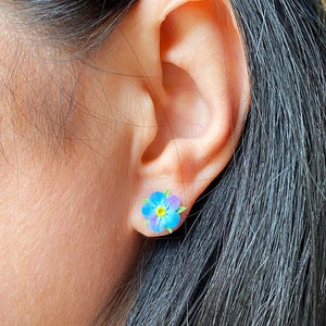 Cute blue forget-me-not stud earrings, Miniature realistic Forget-me-not blue stud earrings