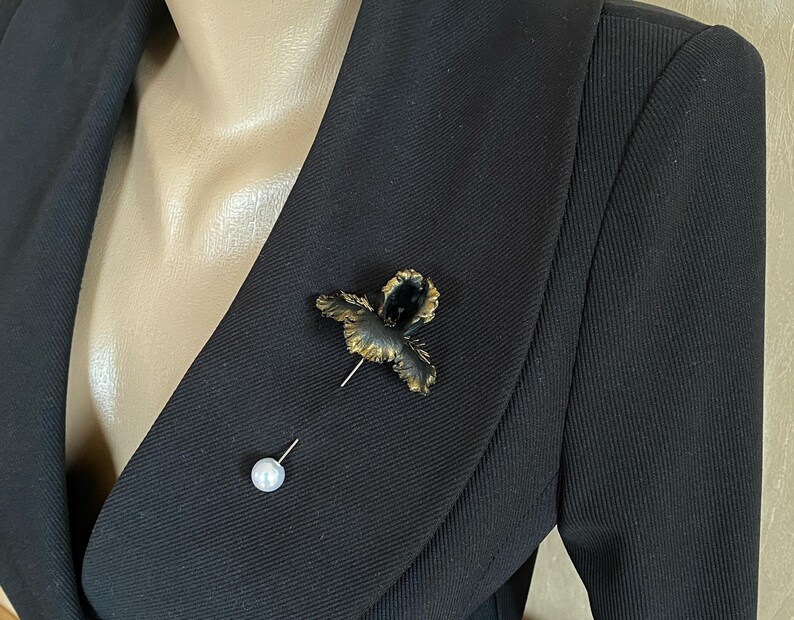 Black Iris Flower Brooch, Floral Brooch, Handmade Botanical Jewelry image 9