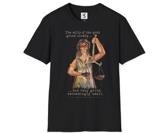Camiseta com a balança e a espada da Dama da Justiça (UNISSEX) | camiseta com a estátua da justiça legal