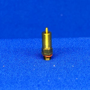Wee Bee Loco safety valve