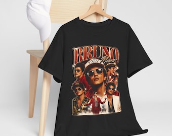 Bruno Mars Bootleg Rap T-Shirt PNG | 90er Jahre Vintage Grafik | Glanz Poster Stil | Retro Konzert Shirt Motiv