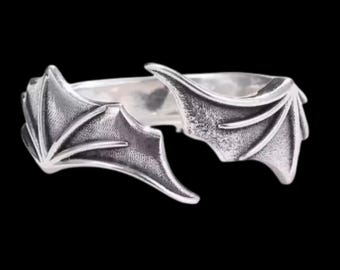 925 Sterling Silver Vintage Vampire Bat Ring, Demon Bat Wing Ring, Female Resizable Open Ring, Gothic Ring, Handcrafted Gift for Her