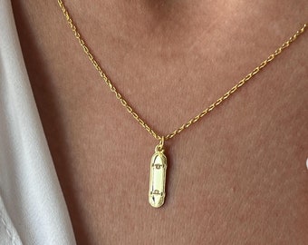 Skateboard Necklace - 925K Sterling Silver - Skateboarding Jewelry - Jewellery for Skating - Spring Pendant - Cool Gift for Daughter