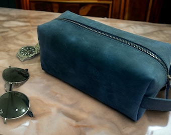 Personalized Leather Toiletry Bag/ Gift For Him/ Leather Dopp Kitt/ Bag For Men/ Travel Gift For Him/ Blue Leather Clutches