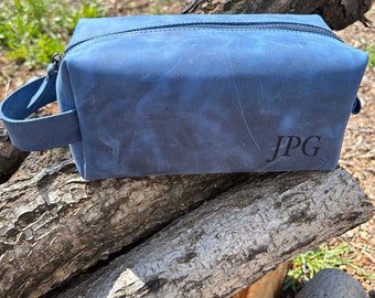 Custom men’s toiletry bag, leather toiletry bag, Personalized Leather Dopp kit, Fathers day gift,gift for him, birthday gift for him