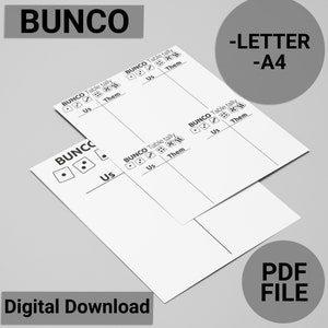 Pu&ograve; includere: Due fogli bianchi di conteggio del tavolo Bunco con il testo "BUNCO Table tally", "Us" e "Them". I fogli hanno anche illustrazioni di dadi. L'immagine include il testo "Digital Download", "-LETTER -A4" e "PDF FILE".