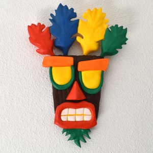 Aku Aku Maske