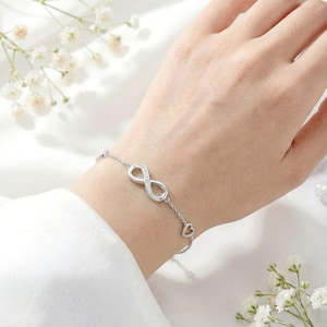 Unendlich Armband Sterling Silber • Minimalist Schmuck • Geschenk für Sie