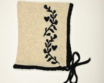 Handmade Cashmere Knitted Bonnet - Laurel Leaf Pixie Hood in Black and Beige