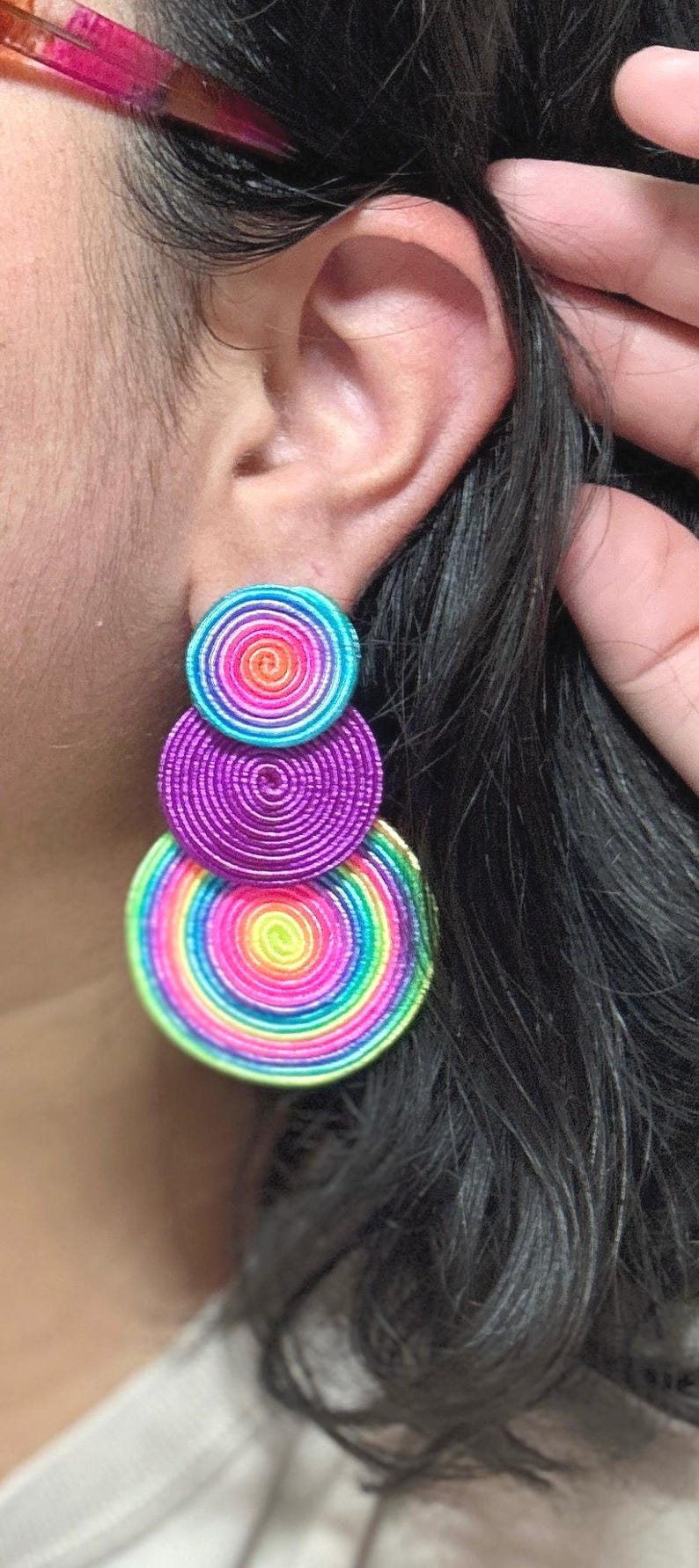Handmade Soutache Earrings: Rainbow Neon Art Jewelry imagem 18